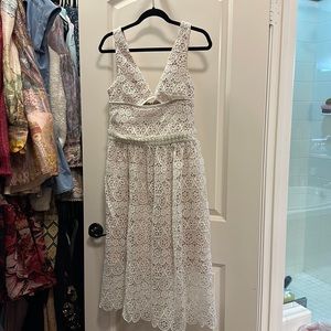 New without tag lace dress will fit size 4